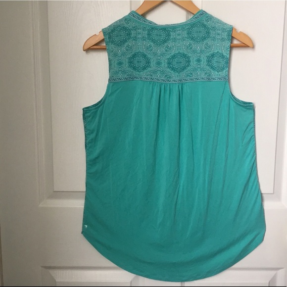 Ricki’s Aqua Sleeveless Top - Picture 2 of 8